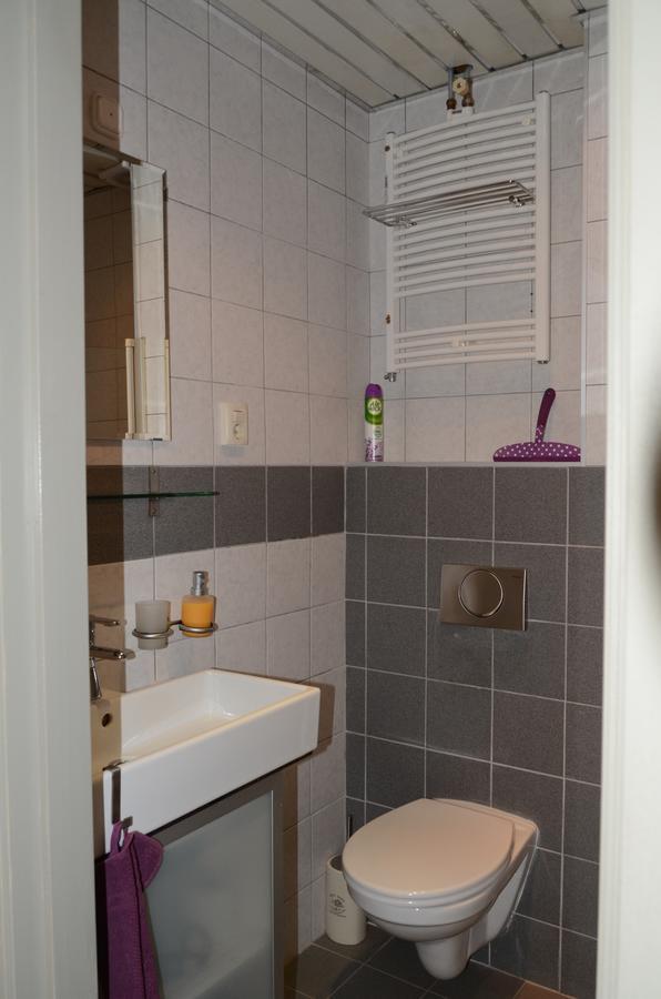Eindhoven 2 Sleep Bed and Breakfast Buitenkant foto